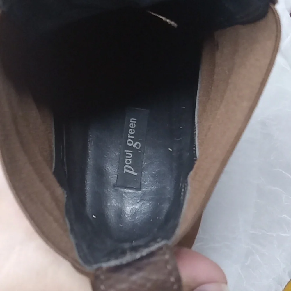 Paul Green women's ankle boots size 5.5